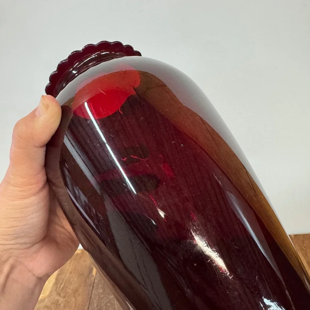 Ruby Red MCM Glass Vase with‎ Ruffled Rim Home Decor Flower Vase
